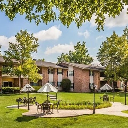 Fountain Parc Apartments By Barsala インディアナポリス エクステリア 写真